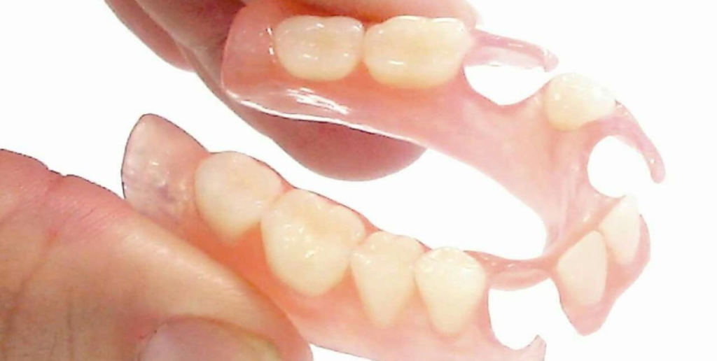 Flexible Partial Dentures For Back Teeth